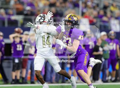 Thumbnail 3 in South Oak Cliff vs. Liberty Hill (UIL Football 5A D2 Finals) photogallery.