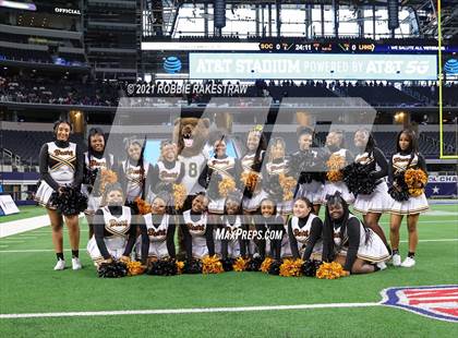 Thumbnail 3 in South Oak Cliff vs. Liberty Hill (UIL Football 5A D2 Finals) photogallery.