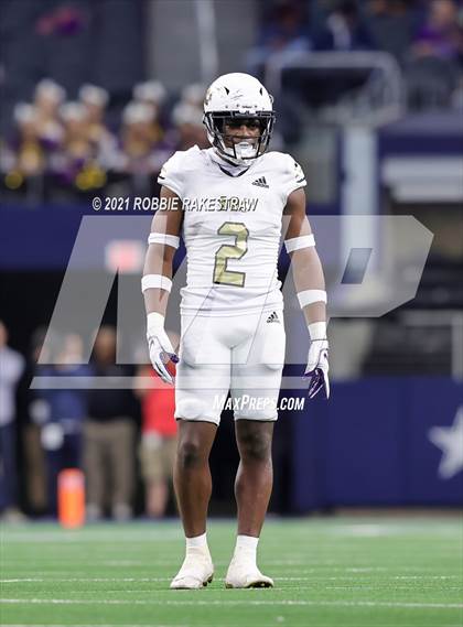 Thumbnail 3 in South Oak Cliff vs. Liberty Hill (UIL Football 5A D2 Finals) photogallery.