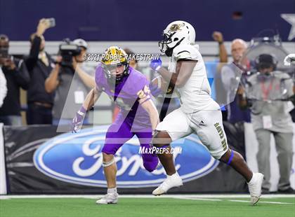 Thumbnail 2 in South Oak Cliff vs. Liberty Hill (UIL Football 5A D2 Finals) photogallery.