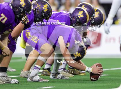 Thumbnail 3 in South Oak Cliff vs. Liberty Hill (UIL Football 5A D2 Finals) photogallery.