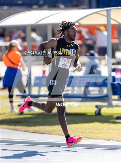 Thumbnail 3 in UF Relays (Saturday - 4 x 800 Meter Heat 2) photogallery.