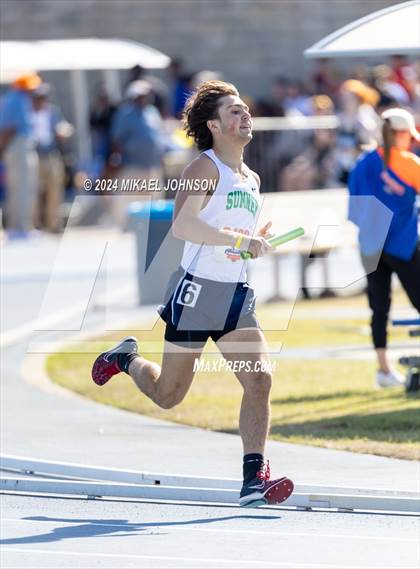 Thumbnail 2 in UF Relays (Saturday - 4 x 800 Meter Heat 2) photogallery.