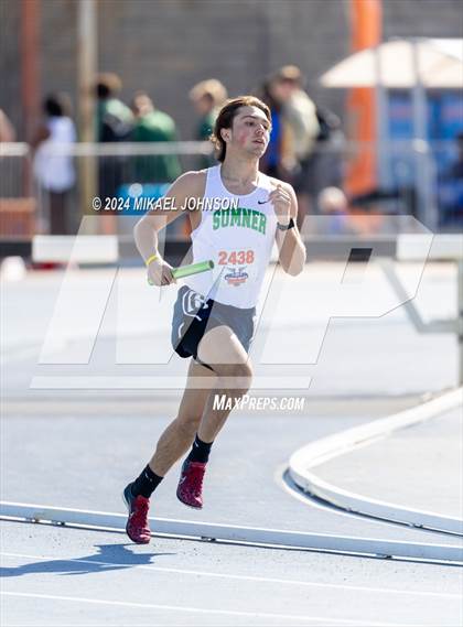 Thumbnail 3 in UF Relays (Saturday - 4 x 800 Meter Heat 2) photogallery.