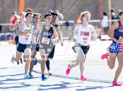 Thumbnail 2 in UF Relays (Saturday - 4 x 800 Meter Heat 2) photogallery.