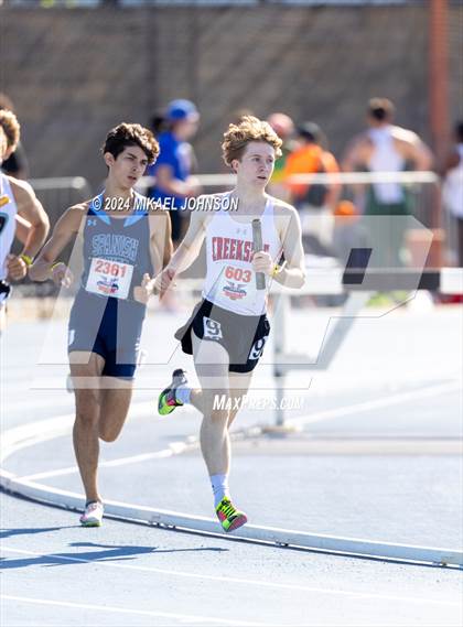 Thumbnail 2 in UF Relays (Saturday - 4 x 800 Meter Heat 2) photogallery.