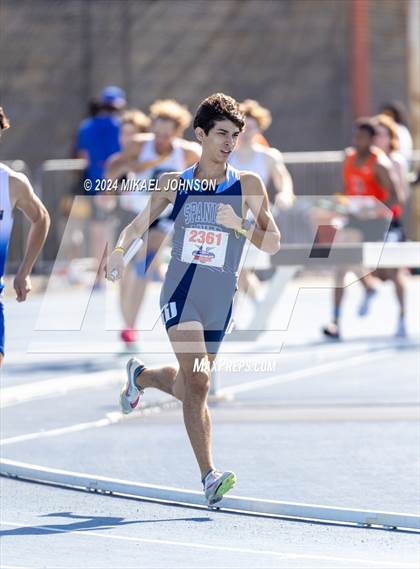 Thumbnail 3 in UF Relays (Saturday - 4 x 800 Meter Heat 2) photogallery.