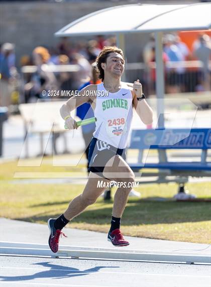 Thumbnail 3 in UF Relays (Saturday - 4 x 800 Meter Heat 2) photogallery.