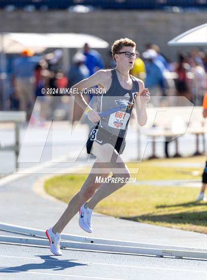 Thumbnail 2 in UF Relays (Saturday - 4 x 800 Meter Heat 2) photogallery.