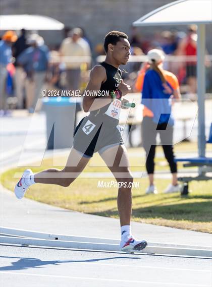 Thumbnail 1 in UF Relays (Saturday - 4 x 800 Meter Heat 2) photogallery.