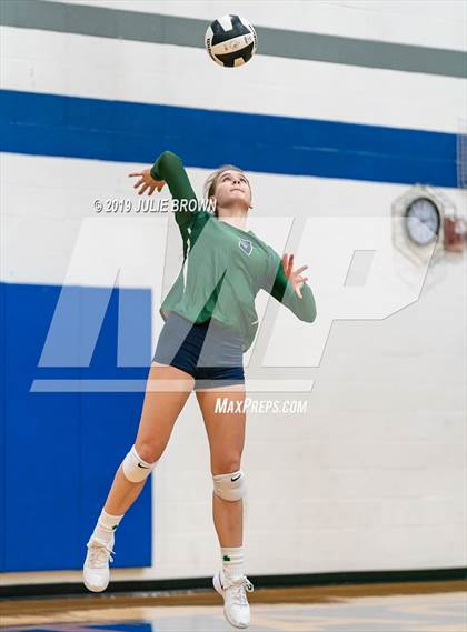 Thumbnail 2 in Cathedral vs Indianapolis Bishop Chatard (City Tourney Semifinal) photogallery.