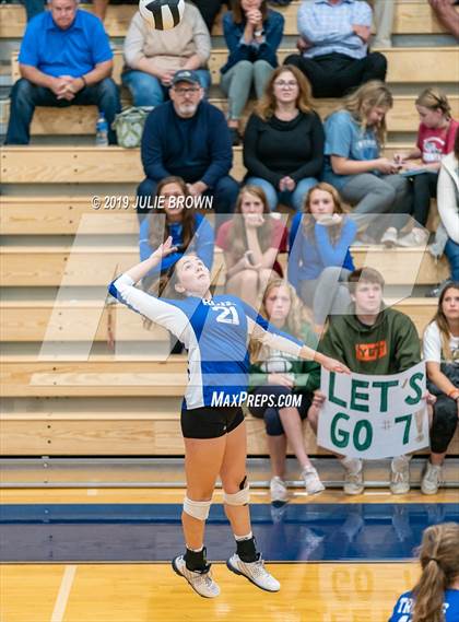 Thumbnail 2 in Cathedral vs Indianapolis Bishop Chatard (City Tourney Semifinal) photogallery.