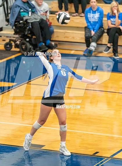 Thumbnail 2 in Cathedral vs Indianapolis Bishop Chatard (City Tourney Semifinal) photogallery.