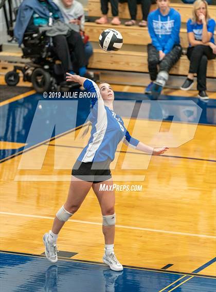 Thumbnail 3 in Cathedral vs Indianapolis Bishop Chatard (City Tourney Semifinal) photogallery.