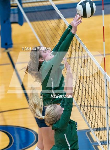 Thumbnail 2 in Cathedral vs Indianapolis Bishop Chatard (City Tourney Semifinal) photogallery.