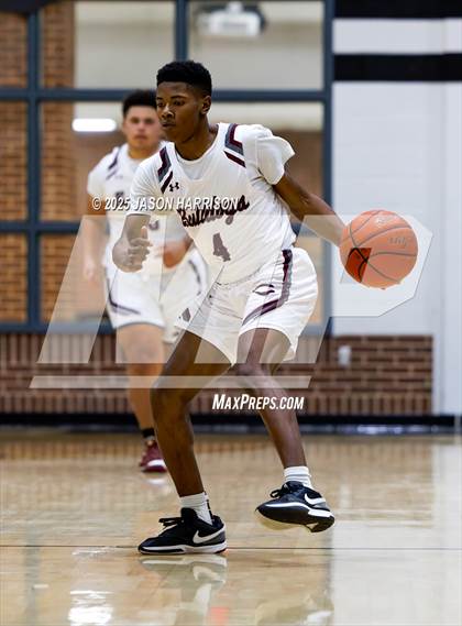 Thumbnail 1 in Cooper vs. Muenster (UIL Basketball 2A Area Final) photogallery.