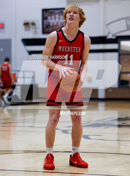 Thumbnail 1 in Cooper vs. Muenster (UIL Basketball 2A Area Final) photogallery.