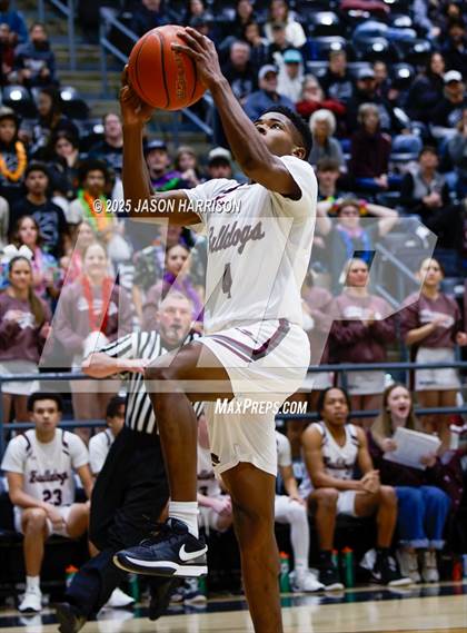 Thumbnail 1 in Cooper vs. Muenster (UIL Basketball 2A Area Final) photogallery.