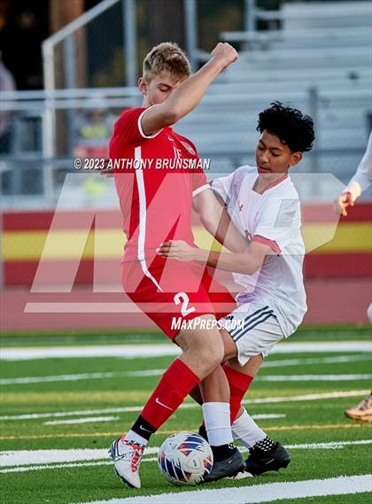 Thumbnail 3 in Cordova @ Jesuit photogallery.