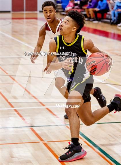 Thumbnail 2 in Johnson vs. Grant (Cordova Christmas Classic) photogallery.