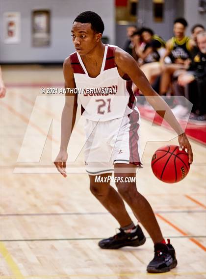 Thumbnail 1 in Johnson vs. Grant (Cordova Christmas Classic) photogallery.