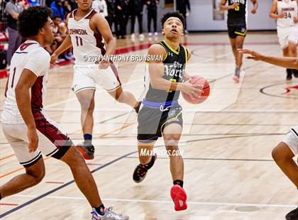 Thumbnail 1 in Johnson vs. Grant (Cordova Christmas Classic) photogallery.