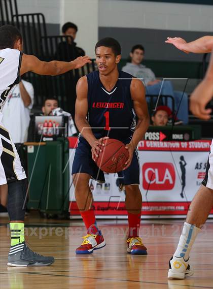 Thumbnail 1 in Leuzinger vs. Oak Park photogallery.