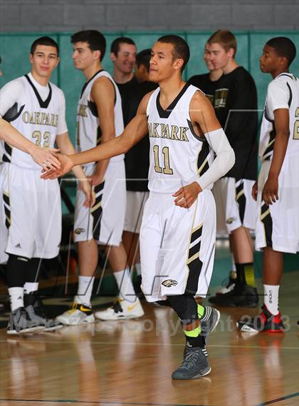 Thumbnail 1 in Leuzinger vs. Oak Park photogallery.