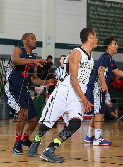 Thumbnail 2 in Leuzinger vs. Oak Park photogallery.