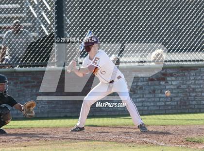 Thumbnail 1 in Foothill @ Esperanza photogallery.