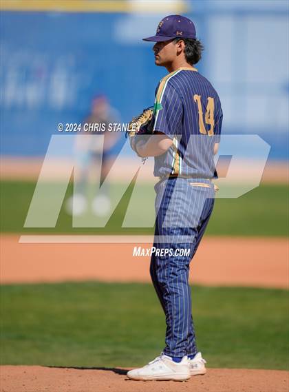 Thumbnail 1 in Youngker vs. Yuma Catholic photogallery.