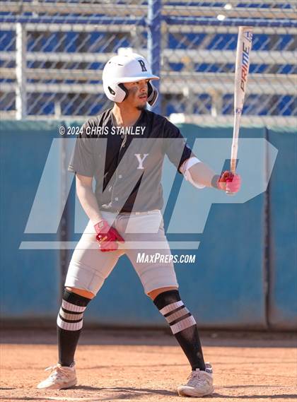 Thumbnail 3 in Youngker vs. Yuma Catholic photogallery.