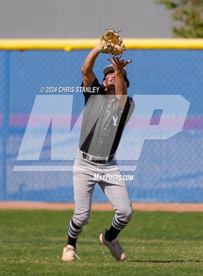Thumbnail 3 in Youngker vs. Yuma Catholic photogallery.