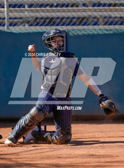 Thumbnail 2 in Youngker vs. Yuma Catholic photogallery.