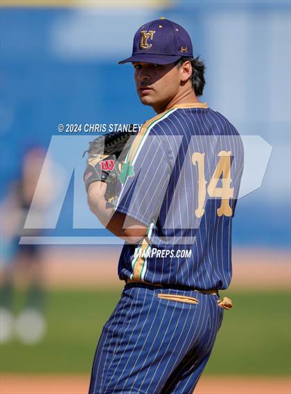 Thumbnail 2 in Youngker vs. Yuma Catholic photogallery.