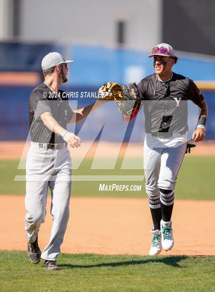 Thumbnail 3 in Youngker vs. Yuma Catholic photogallery.