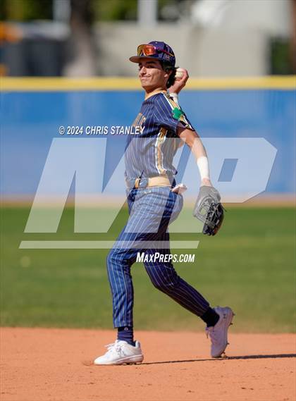 Thumbnail 1 in Youngker vs. Yuma Catholic photogallery.