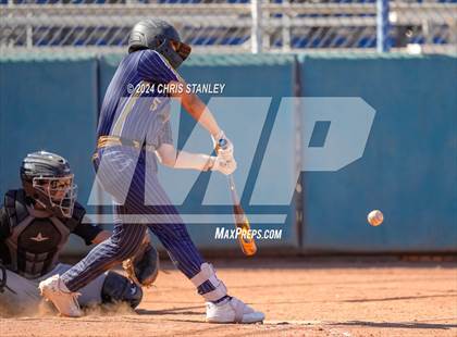 Thumbnail 3 in Youngker vs. Yuma Catholic photogallery.
