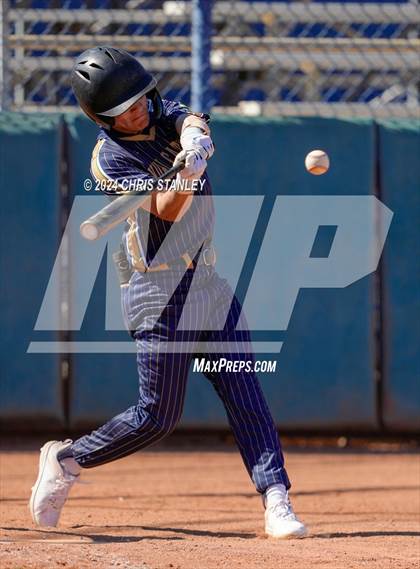 Thumbnail 1 in Youngker vs. Yuma Catholic photogallery.