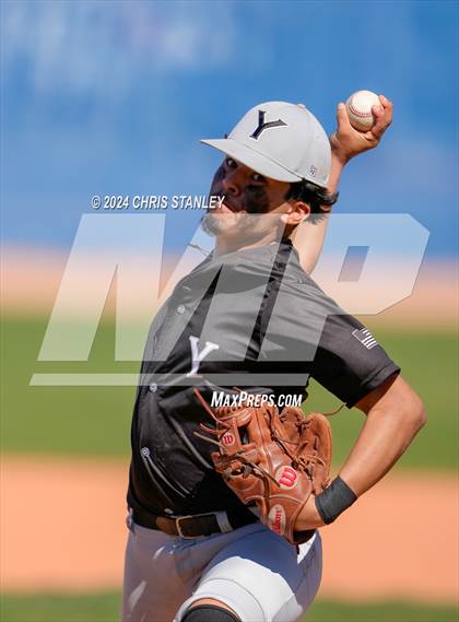 Thumbnail 3 in Youngker vs. Yuma Catholic photogallery.