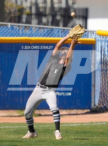 Thumbnail 1 in Youngker vs. Yuma Catholic photogallery.