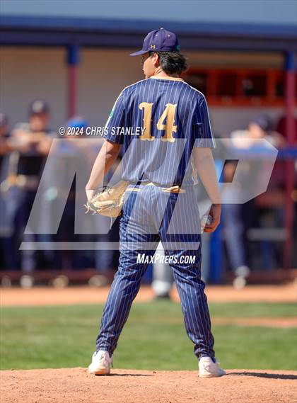 Thumbnail 3 in Youngker vs. Yuma Catholic photogallery.