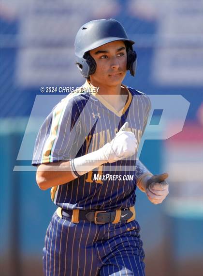 Thumbnail 1 in Youngker vs. Yuma Catholic photogallery.