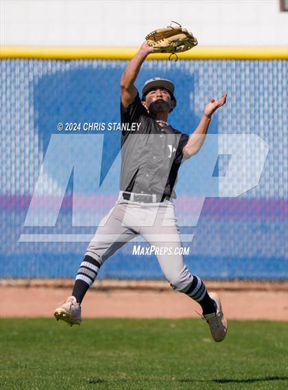 Thumbnail 2 in Youngker vs. Yuma Catholic photogallery.