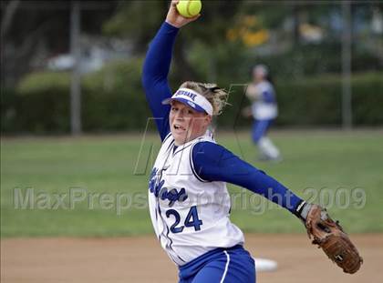 Thumbnail 2 in Crescenta Valley @ Burbank photogallery.