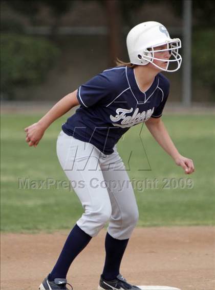 Thumbnail 2 in Crescenta Valley @ Burbank photogallery.