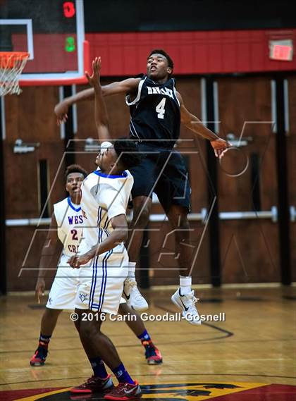 Thumbnail 2 in Havelock vs. West Craven photogallery.