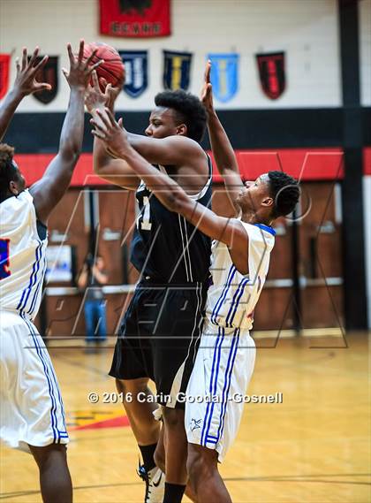 Thumbnail 3 in Havelock vs. West Craven photogallery.