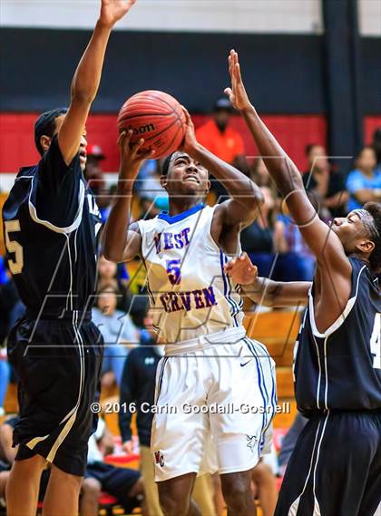 Thumbnail 3 in Havelock vs. West Craven photogallery.
