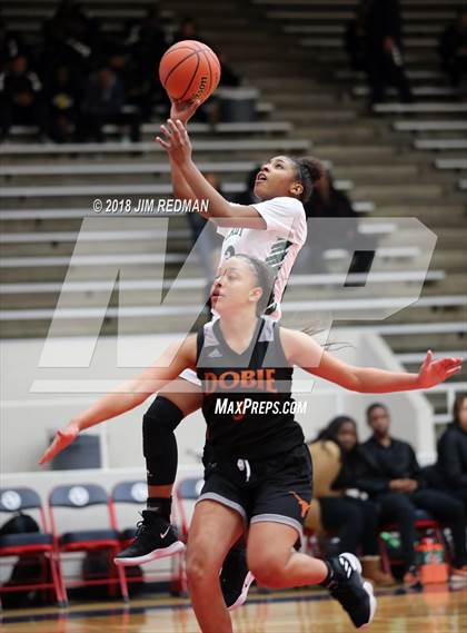 Thumbnail 3 in Dobie vs. Pasadena (McDonald's Texas Invitational) photogallery.